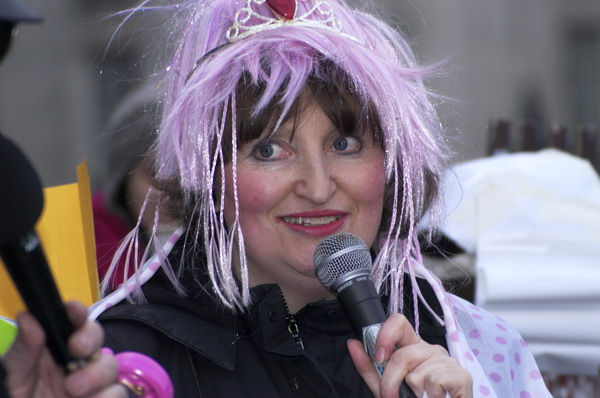 Picture © Peter Marshall, 2004