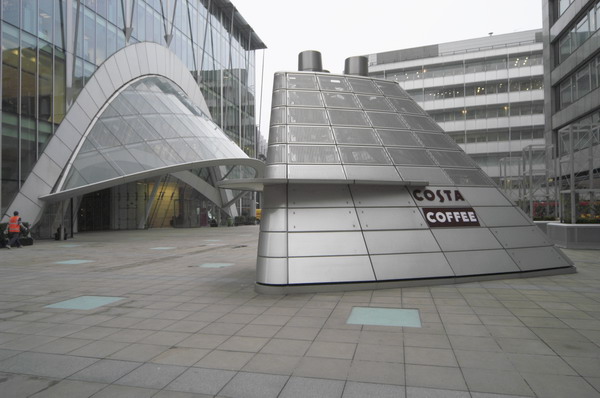 Picture © Peter Marshall, 2004