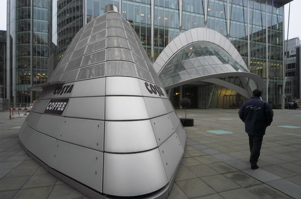 Picture © Peter Marshall, 2004