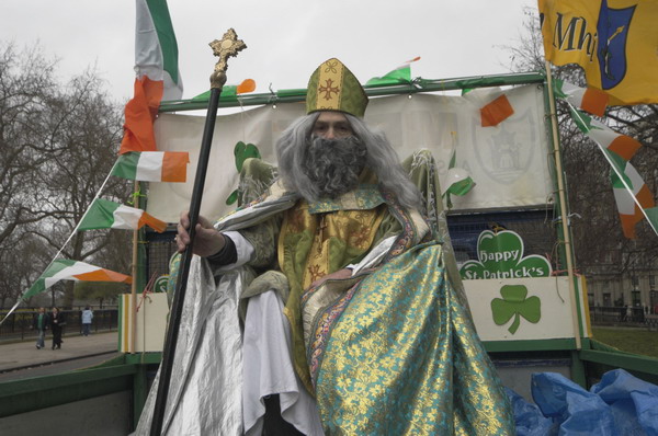 Picture © Peter Marshall, 2004