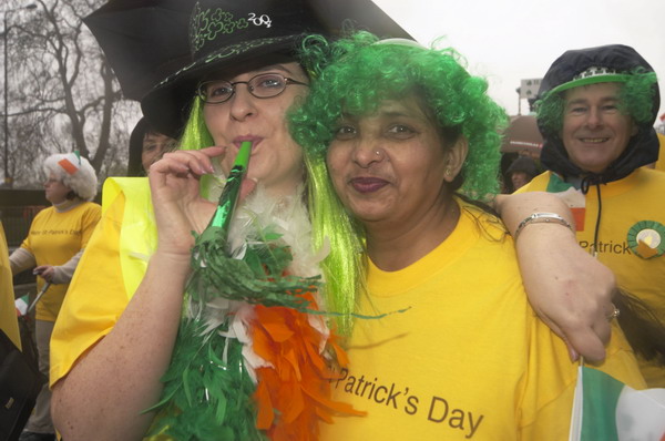 Picture © Peter Marshall, 2004