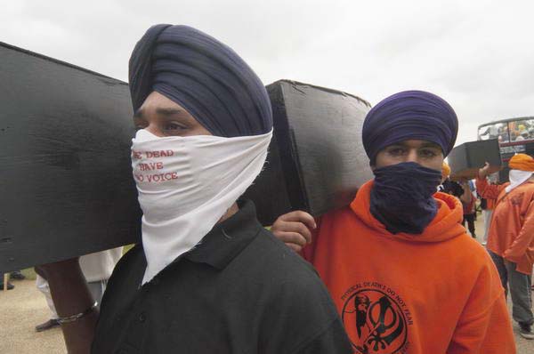 Picture  Peter Marshall, 2004