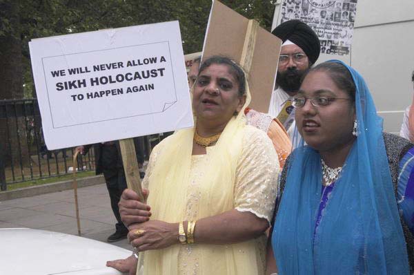 Picture  Peter Marshall, 2004