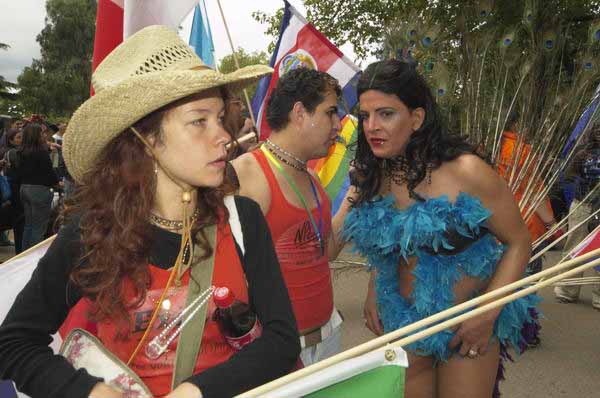 Picture © Peter Marshall, 2004