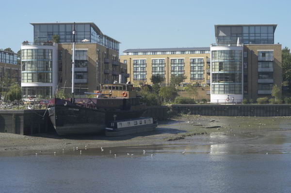 Picture © Peter Marshall, 2004