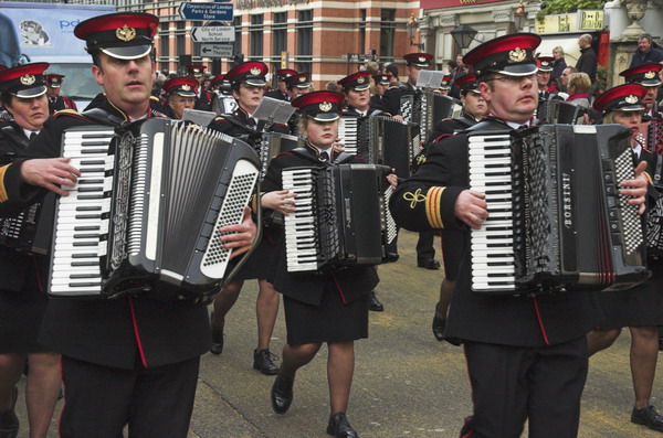 © 2005, Peter Marshall