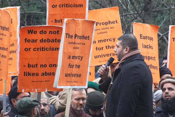 © 2006, Peter Marshall.