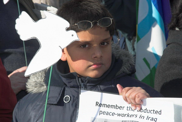 100 Days in Captivity. © Peter Marshall, 2006