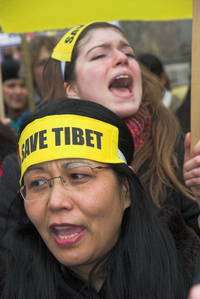 Tibet National Uprising Day March London © 2006, Peter Marshall