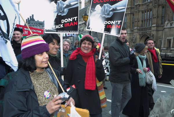 troops home from iraq © 2006, Peter Marshall