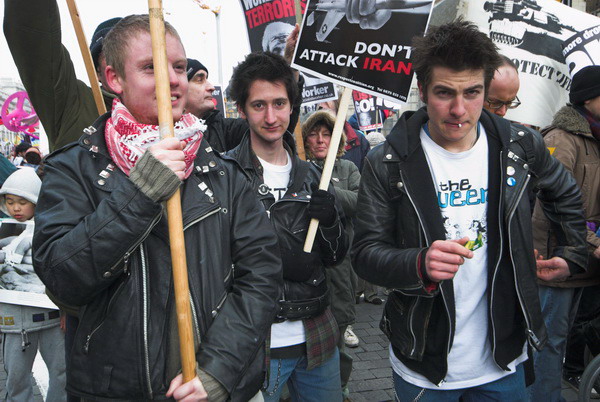 troops home from iraq © 2006, Peter Marshall