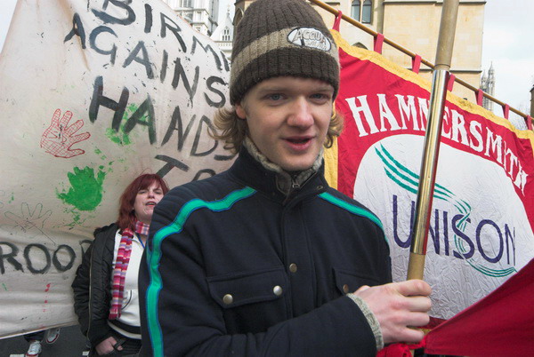 troops home from iraq © 2006, Peter Marshall