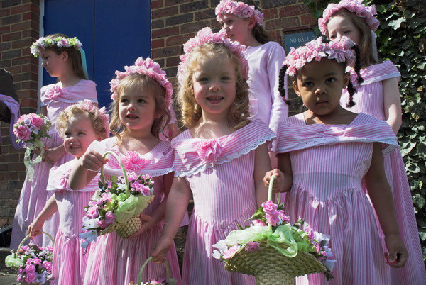 Banstead May Fayre © 2006, Peter Marshall