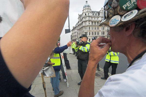 Sack Parliament © Peter Marshall, 2006