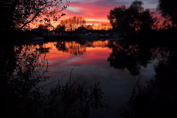 River Thames at Staines © Peter Marshall, 2006