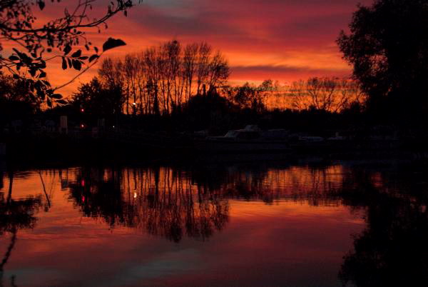 River Thames at Staines © Peter Marshall, 2006