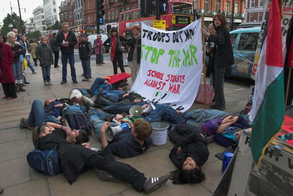 London, Nov 11 © Peter Marshall, 2006