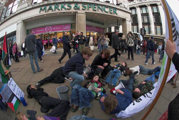 School Students Against the War © Peter Marshall, 2006