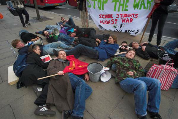 School Students Against the War © Peter Marshall, 2006