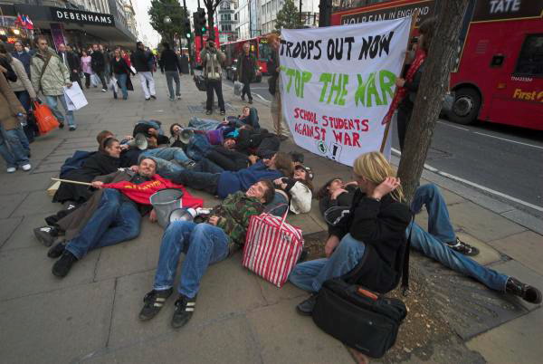 School Students Against the War © Peter Marshall, 2006