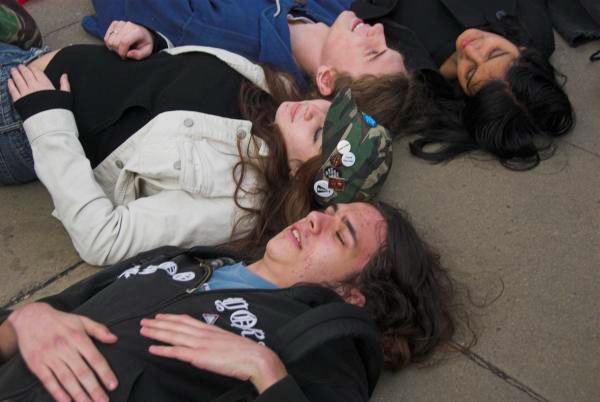 School Students Against the War © Peter Marshall, 2006