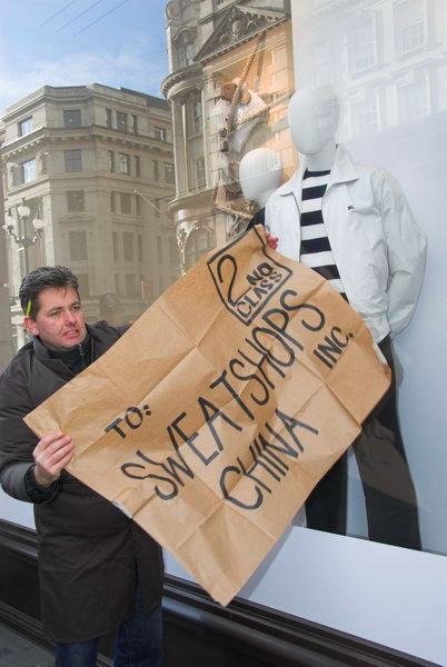 No Sweat and Burberry workers protest factory closure © 2007, Peter Marshall