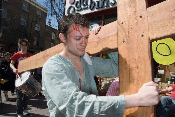 Good Friday, Islington © 2007, Peter Marshall