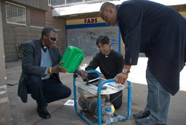 Good Friday, Upper Holloway © 2007, Peter Marshall