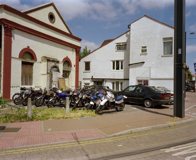 Tramlink - click for next picture