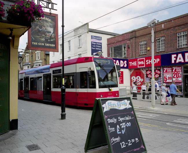 Tramlink - click for next picture