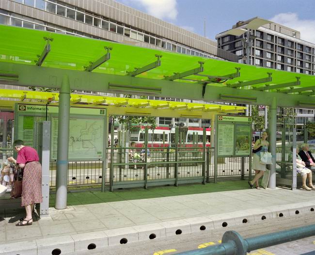 Tramlink - click for next picture